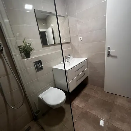 Apartmani Cvitanovic Baska Voda Exterior photo