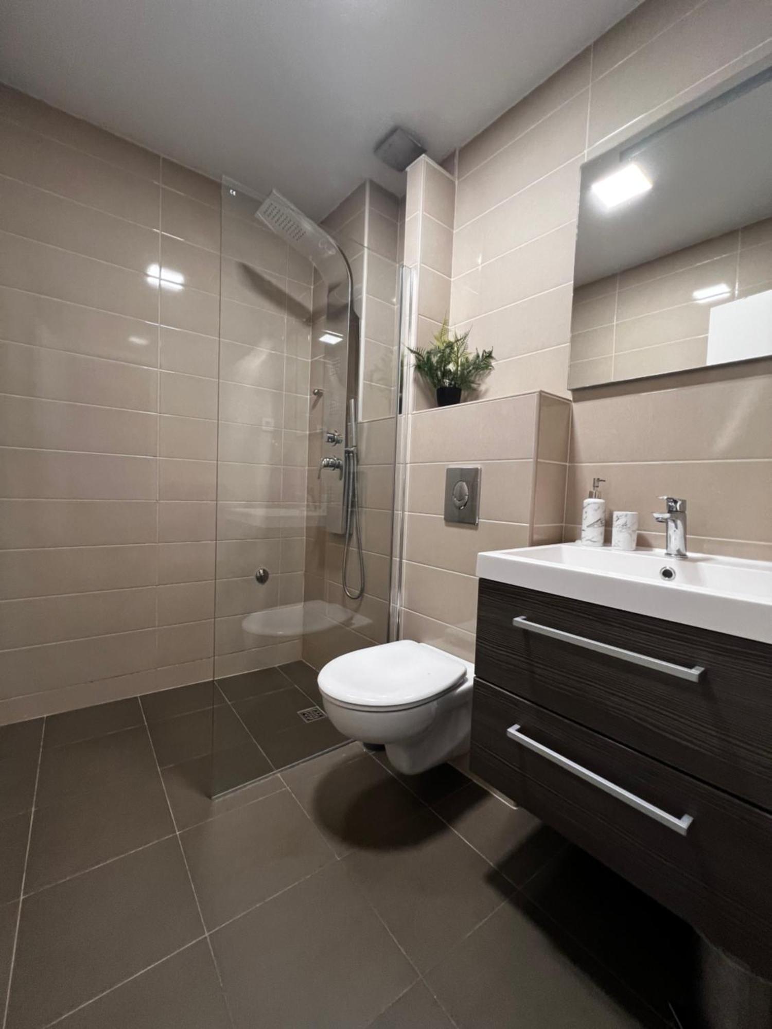 Apartmani Cvitanovic Baska Voda